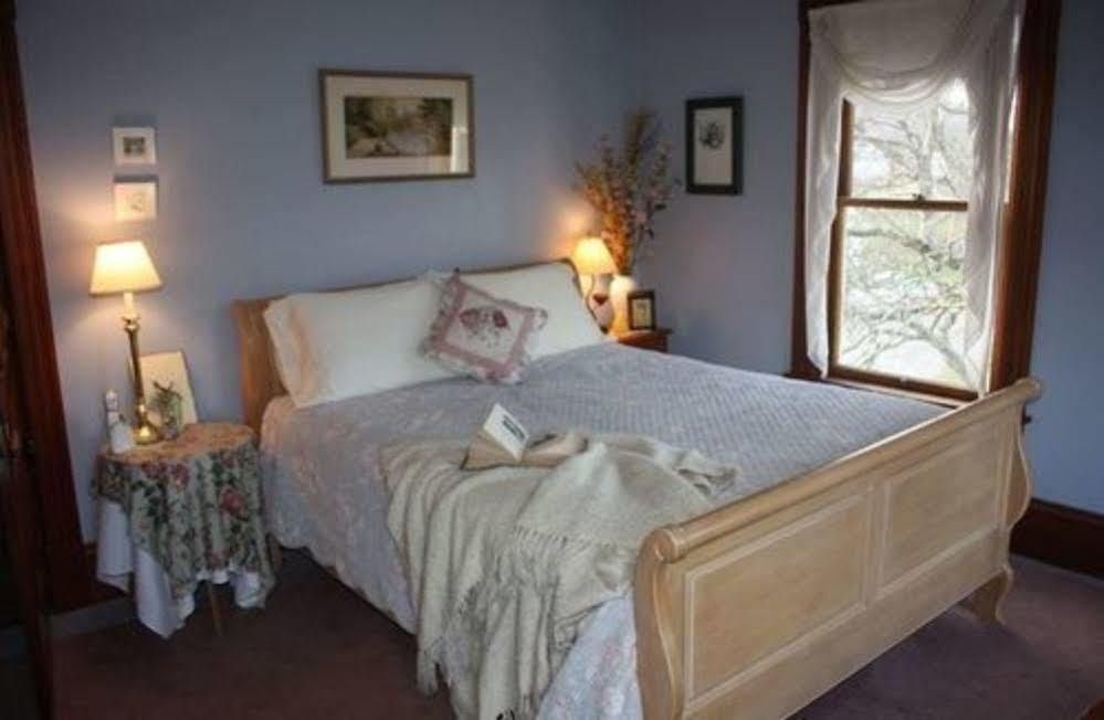 Rose Arbour Bed & Breakfast Chester 外观 照片